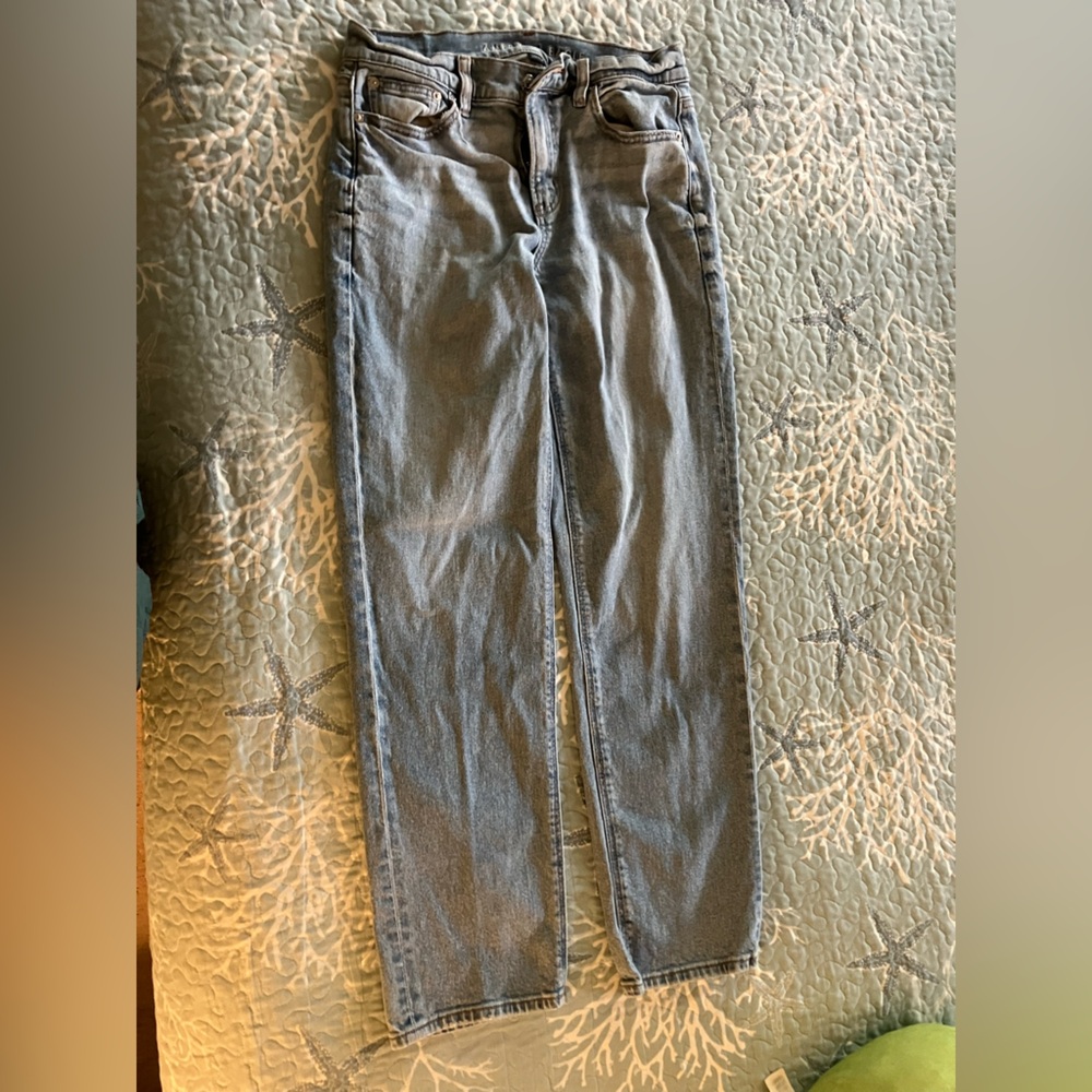 American Eagle size 4 straight leg jeans
